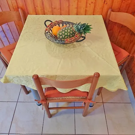 דירה Radis זאטון