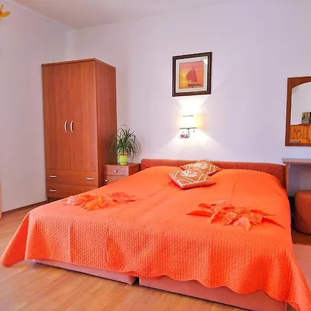 Apartment Radis *